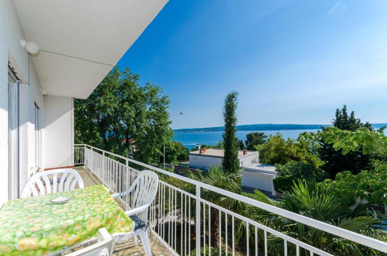 Mica Apartment Crikvenica Bagian luar foto