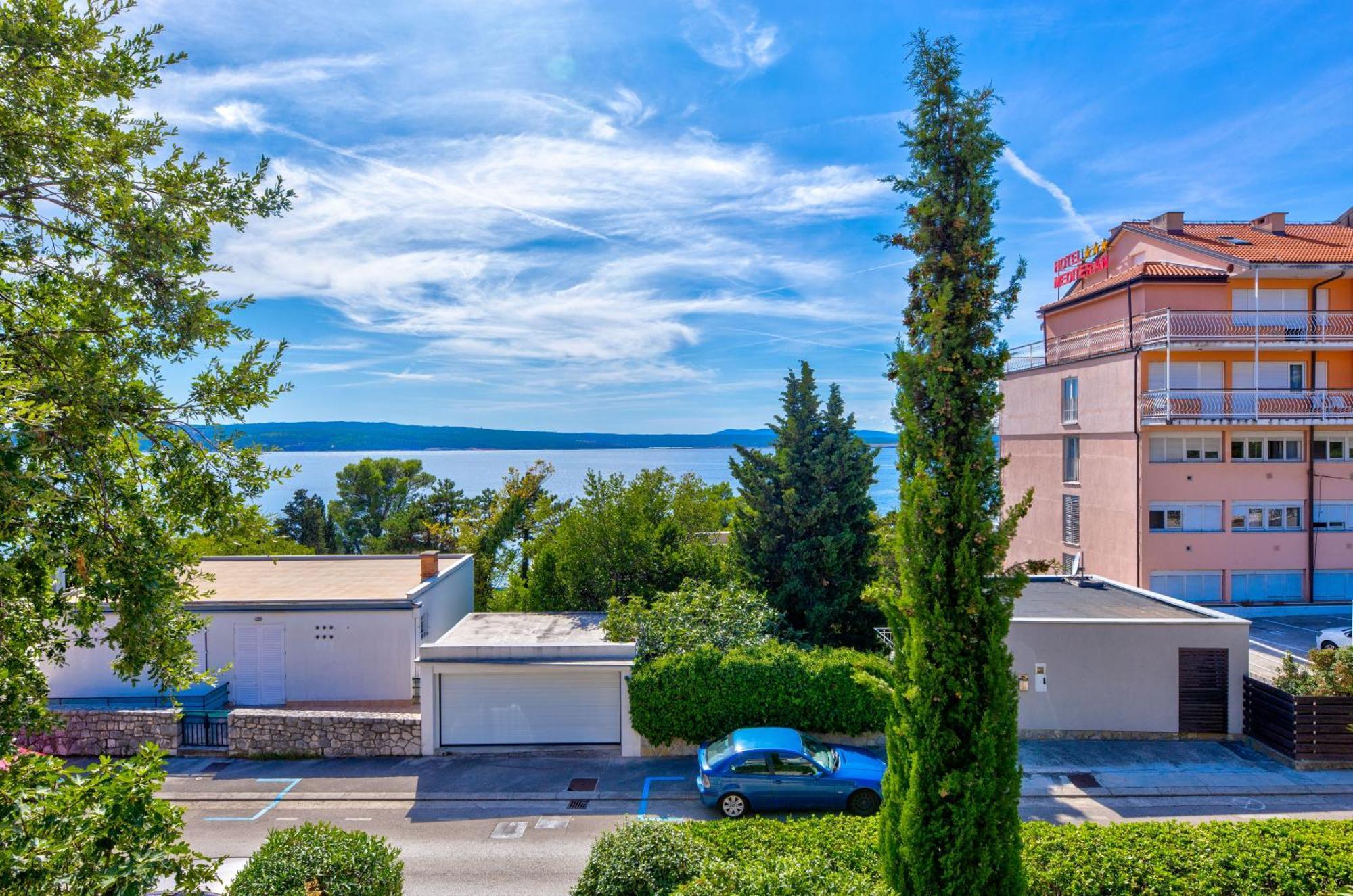 Mica Apartment Crikvenica Bagian luar foto